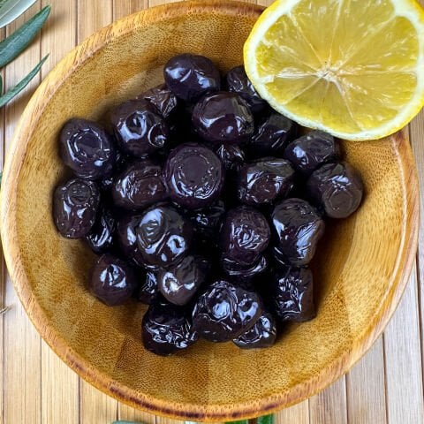 Edremit Tipi Salamura Siyah Zeytin (L)